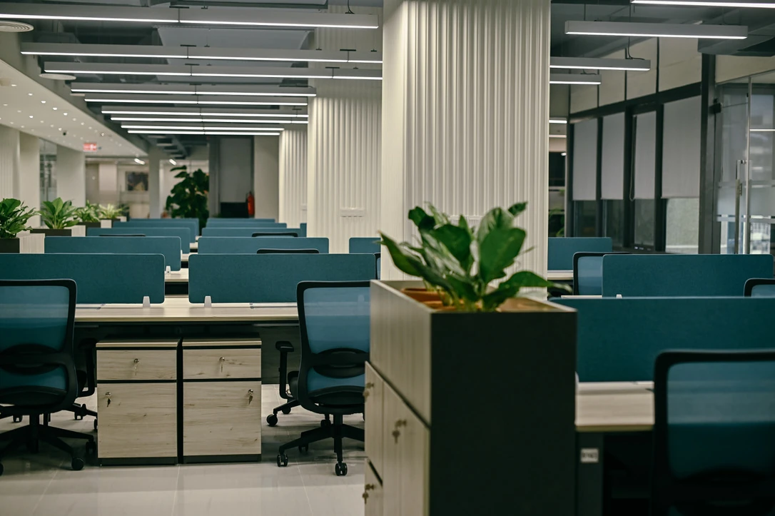 PSO Head Office · 6th & 7th floors / Planted thresholds