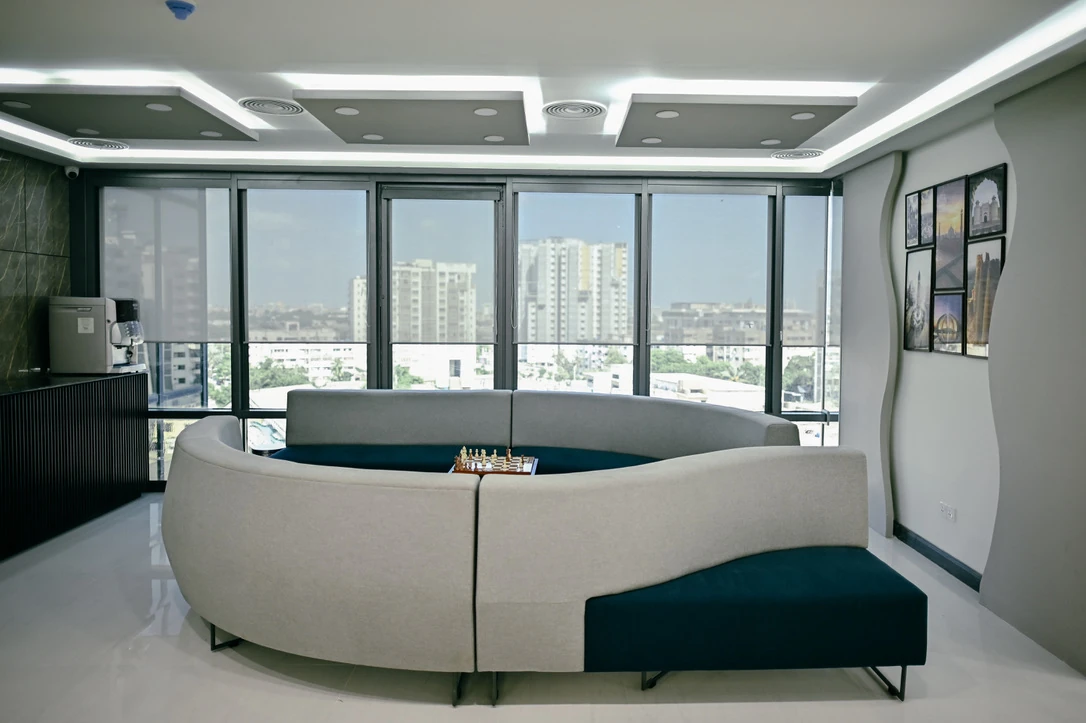 PSO Head Office · 6th & 7th floors / A shared pause
