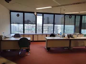 PSO 6th & 7th: Existing desks face a continuous bank of windows. Existing condition · 28 January 2023.